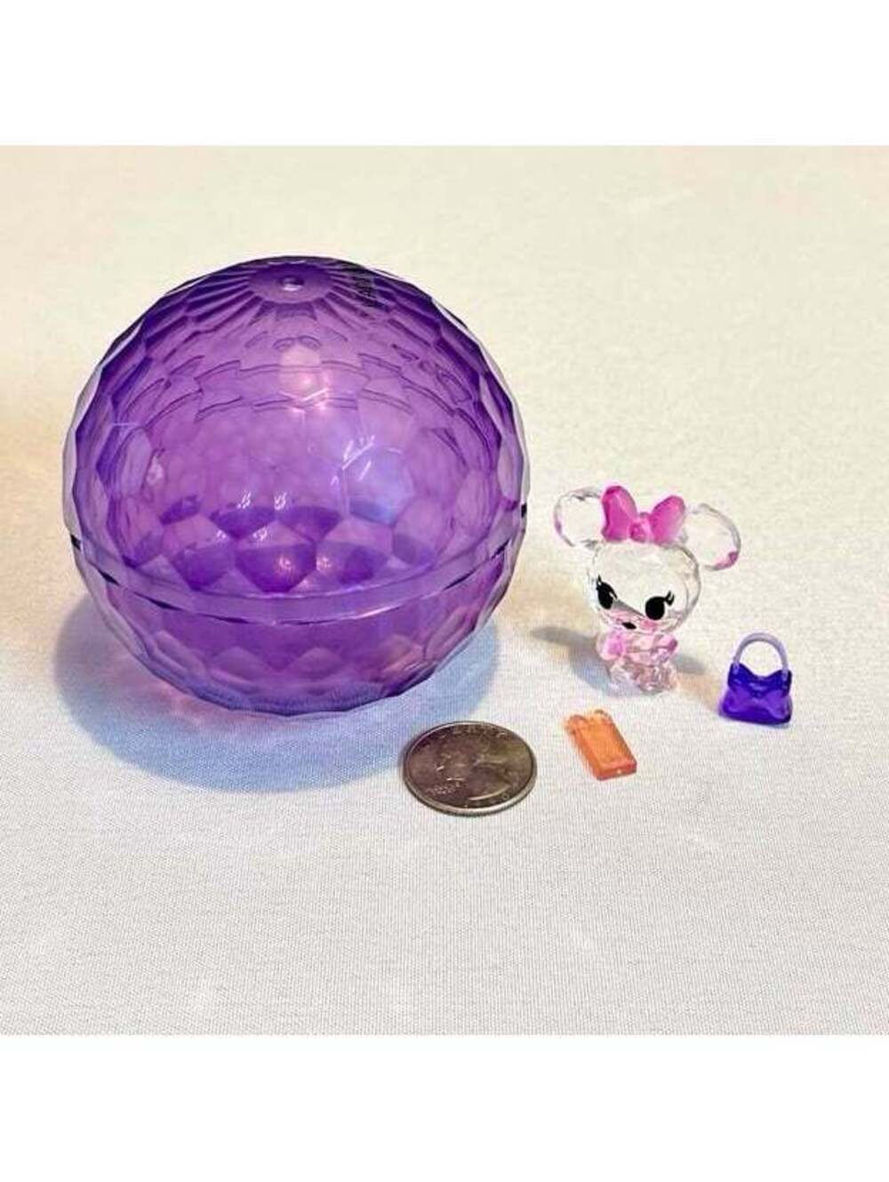 Disney Crystal Surprise Mix & Play Capsule